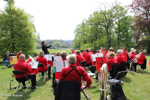 R.Th.B.Vriezen 2014 04 26 2558 Arnhems Fanfare Orkest Koningsdag Concert WitteVilla Sonsbeek zaterdag 26 april 2014