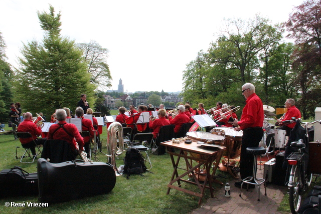 R.Th.B.Vriezen 2014 04 26 2606 Arnhems Fanfare Orkest Koningsdag Concert WitteVilla Sonsbeek zaterdag 26 april 2014