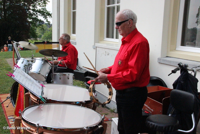 R.Th.B.Vriezen 2014 04 26 2629 Arnhems Fanfare Orkest Koningsdag Concert WitteVilla Sonsbeek zaterdag 26 april 2014