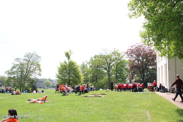 R.Th.B.Vriezen 2014 04 26 2644 Arnhems Fanfare Orkest Koningsdag Concert WitteVilla Sonsbeek zaterdag 26 april 2014