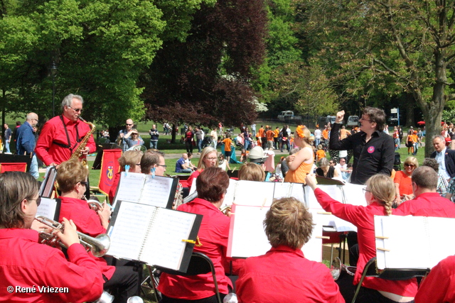 R.Th.B.Vriezen 2014 04 26 2677 Arnhems Fanfare Orkest Koningsdag Concert WitteVilla Sonsbeek zaterdag 26 april 2014