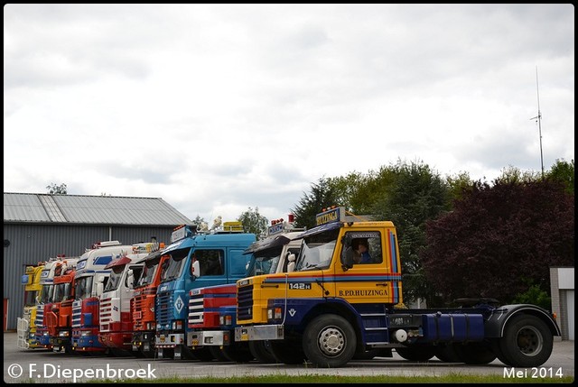 V8 Meeting Gieten Line up4-BorderMaker 2014