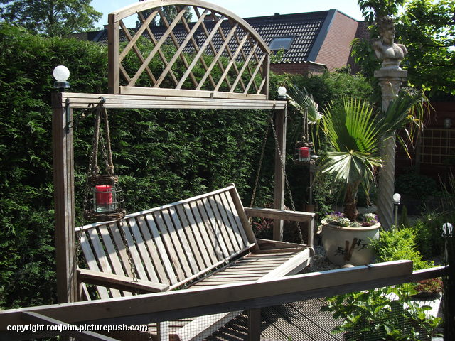 Tuin - Nieuwe hangers 05-05-14 2 In de tuin 2013