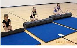 4 rubber gym mats 