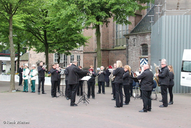 R.Th.B.Vriezen 2014 05 04 3010 Arnhems Fanfare Orkest Dodenherdenking bij Grote kerk Arnhem zondag 4 mei 2014