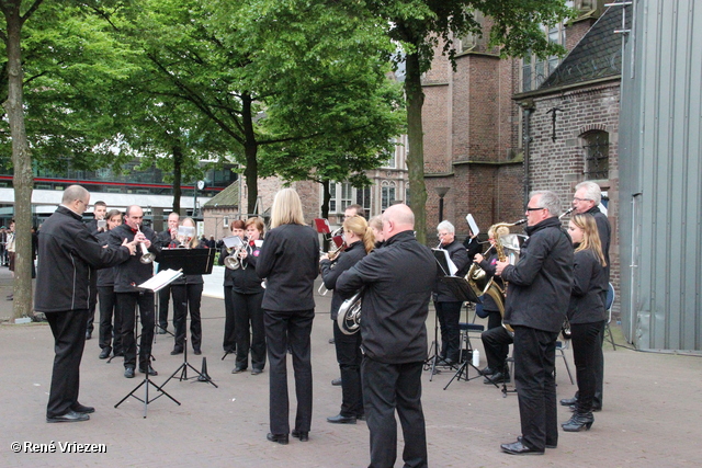 R.Th.B.Vriezen 2014 05 04 3042 Arnhems Fanfare Orkest Dodenherdenking bij Grote kerk Arnhem zondag 4 mei 2014