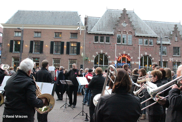 R.Th.B.Vriezen 2014 05 04 3165 Arnhems Fanfare Orkest Dodenherdenking bij Grote kerk Arnhem zondag 4 mei 2014