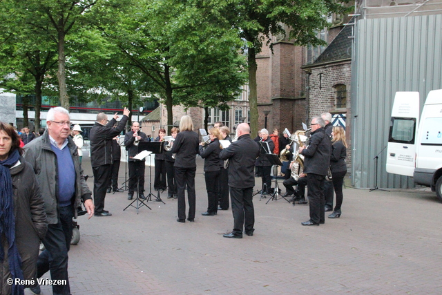 R.Th.B.Vriezen 2014 05 04 3171 Arnhems Fanfare Orkest Dodenherdenking bij Grote kerk Arnhem zondag 4 mei 2014