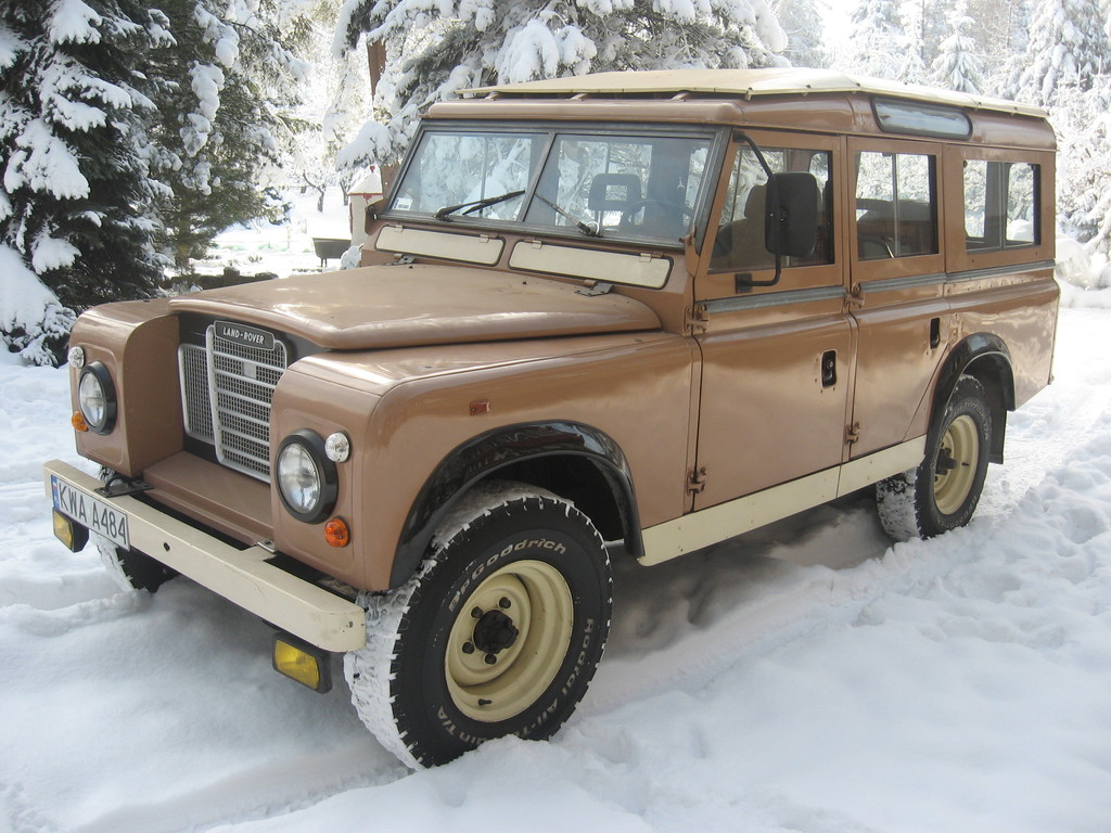 Land Rover 1 - Cars