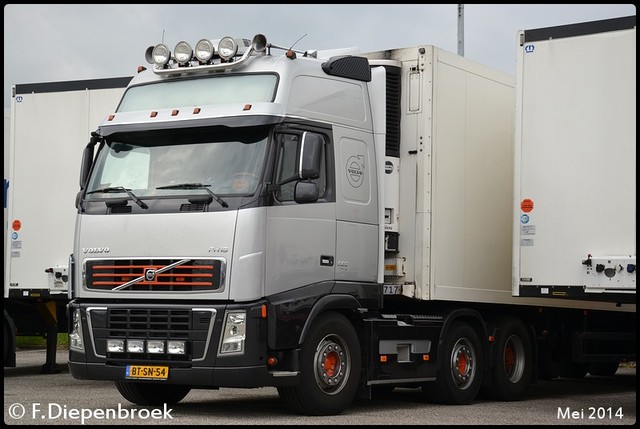 BT-SN-54 Volvo FH16 2-BorderMaker 2014