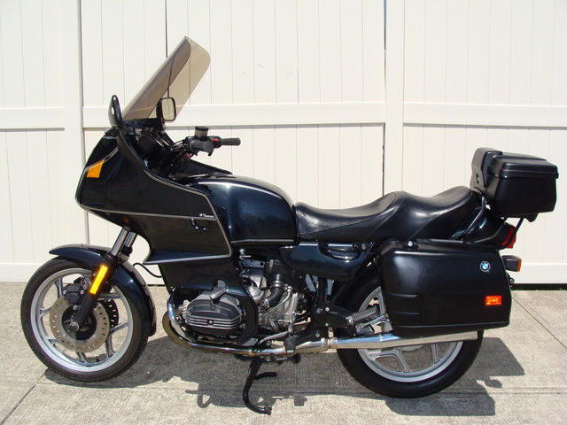 6293970 ';93 R100RT, Classic Black SOLD.....6293970 ';93 R100RT, Classic Black. Bags & Trunk. Very low Miles!