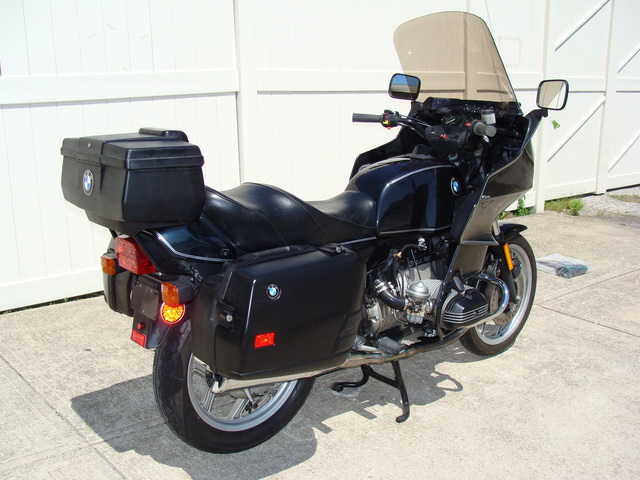 6293970 ';93 R100RT, Classic Black SOLD.....6293970 ';93 R100RT, Classic Black. Bags & Trunk. Very low Miles!