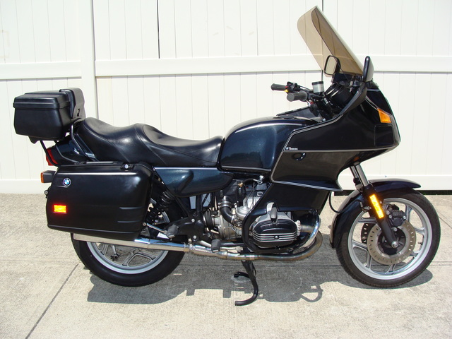 6293970 ';93 R100RT, Classic Black SOLD.....6293970 ';93 R100RT, Classic Black. Bags & Trunk. Very low Miles!