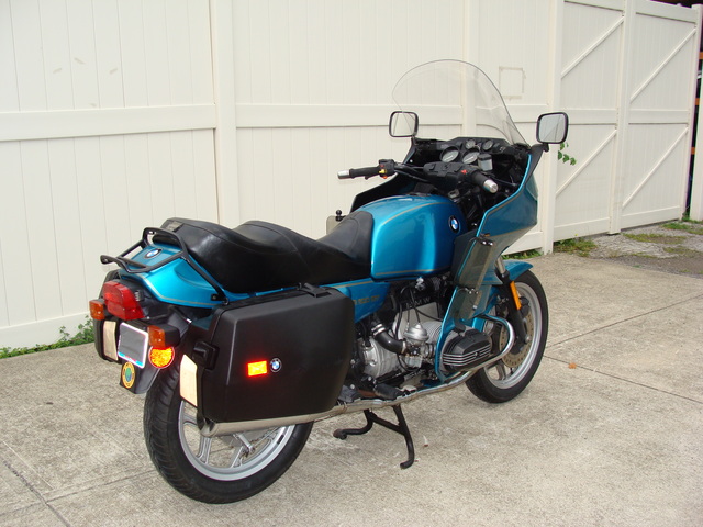 6293883 '93 R100RT, Turquoise 016 SOLD.....6293883 1993 BMW R100RT, Turquoise. NEW Tires, Sealed Battery, Alternator, Regulator. BMW Saddlebags, Engine Guards, Brown Sidestand, + much more!