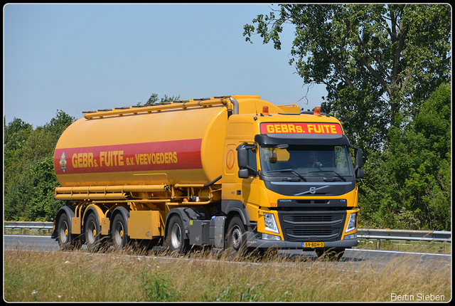 DSC 0106-BorderMaker 02-07-2014