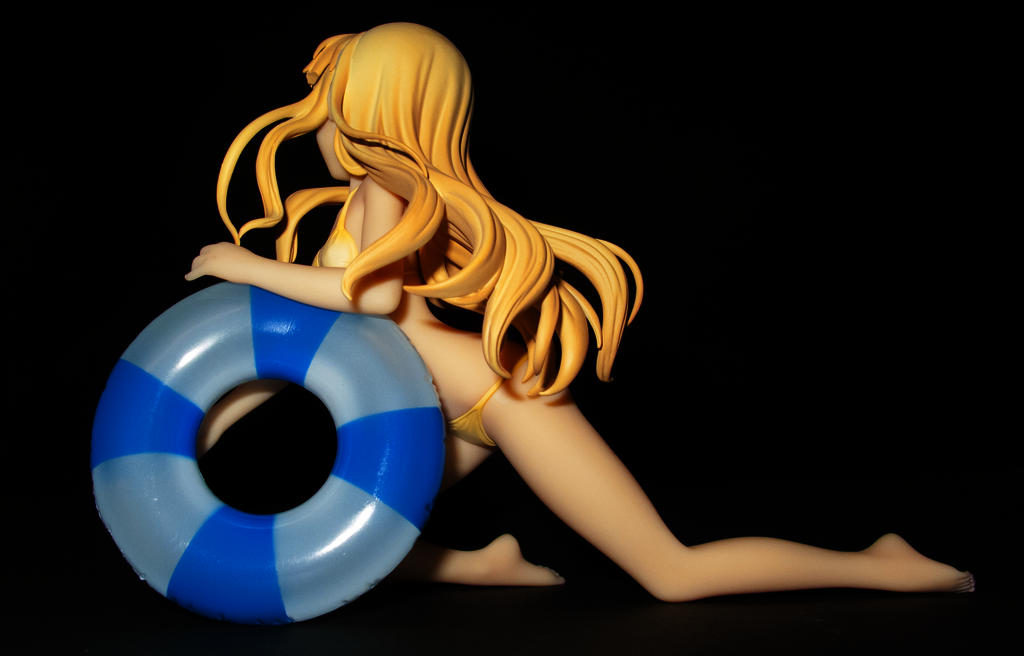 042 Figure