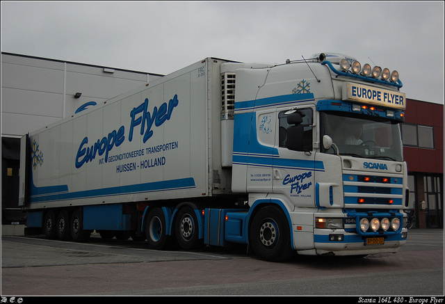 DSC 3810-border Europe Flyer - Huissen