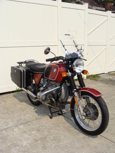 4964226 '75 R90-6, Copper. 025 SOLD.....4964226 1976 BMW R90/6, Copper. 24 Ltr Fuel Tank, BMW expanded tool kit, Ownerâ€™s Manual, Olympic Saddlebags on Krauser Mounts with Tail Rack,  Koni Shocks, Telefix Fork Brace, Progressive lower Fork Brace, Metzeller Tires, Extended Oil Pan, sma