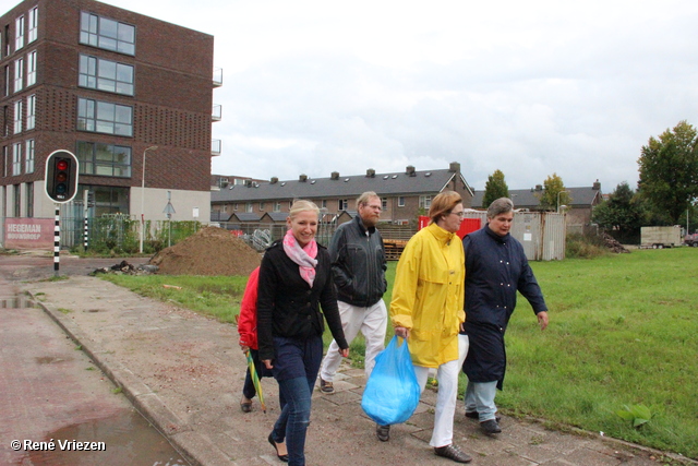 R.Th.B.Vriezen 2014 08 30 3878 WWP2 2B Nieuwe Bewoners Deltakwartier Welkomsbrief en Plantje zaterdag 30 augustus 2014