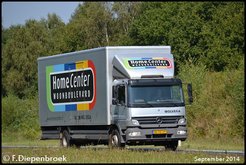 BS-FD-29 MB Atego Homecenter Wolvega-BorderMaker - Rijdende auto's