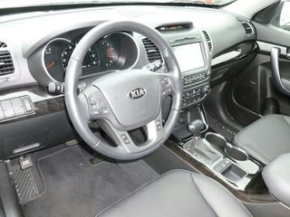 8de3987650fed4c3741b54082e4973e6660e3add medium Kia Sorento