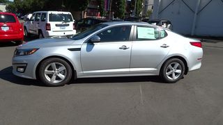 828a2c3cff57f2911f3e4920c840f36291694ac3 medium 2014 Kia Optima 