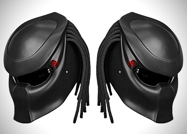 Predator bike helmet Picture Box