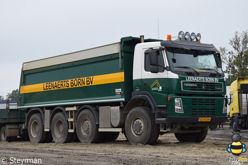 DSC 0236-BorderMaker - Truck in the Koel 2014