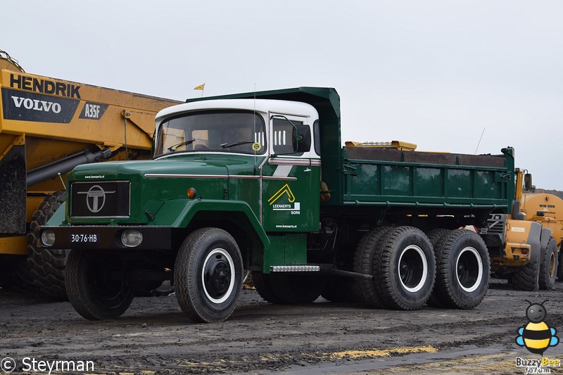 DSC 0283-BorderMaker - Truck in the Koel 2014