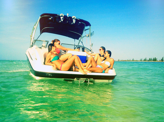 Deluxe Private Boat Tours Rent a Boat Cozumel