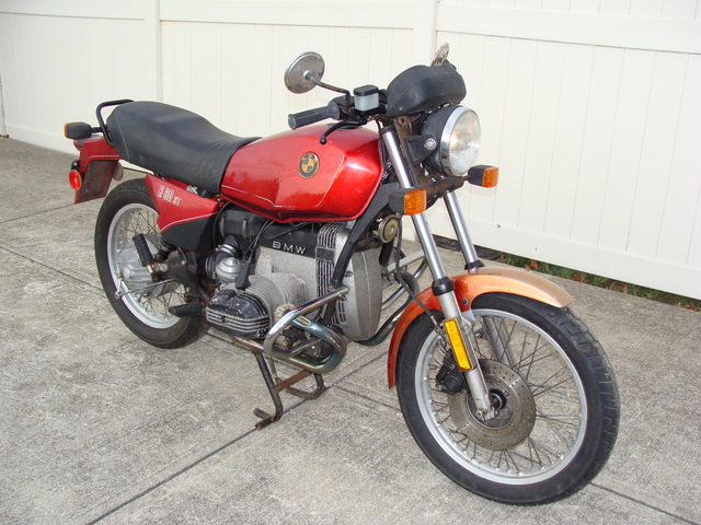 6207435 '83 R80ST Red SOLD.....P-6207435 1983 BMW R80ST, Red. Running and Rideable "Prtoject Bike" VERY RARE and hard to find!