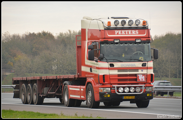 DSC 0107-BorderMaker 12-11-2014