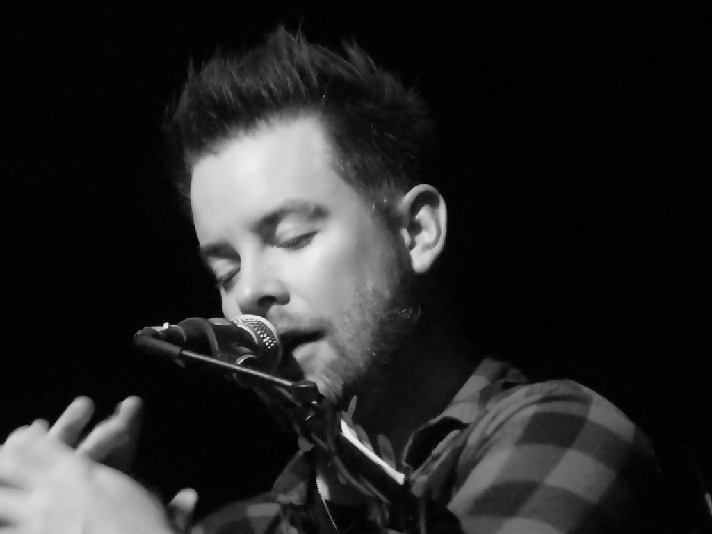 P1270514 David Cook - Jammin' Java 12-2-2014
