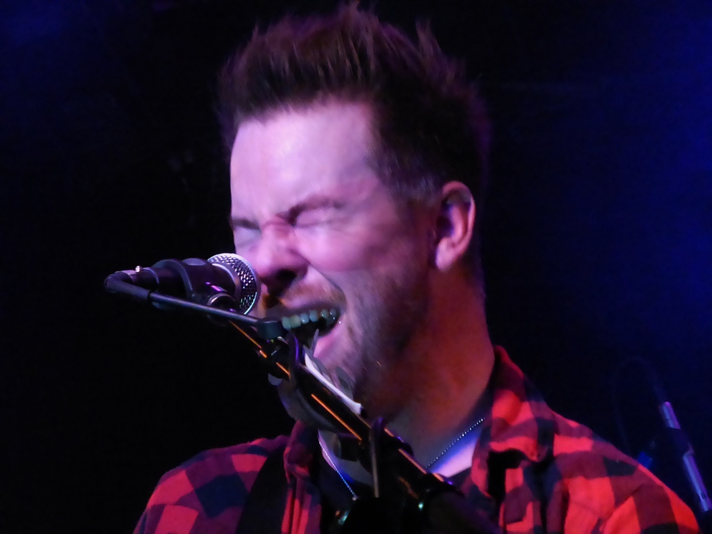 P1270494 David Cook - Jammin' Java 12-2-2014