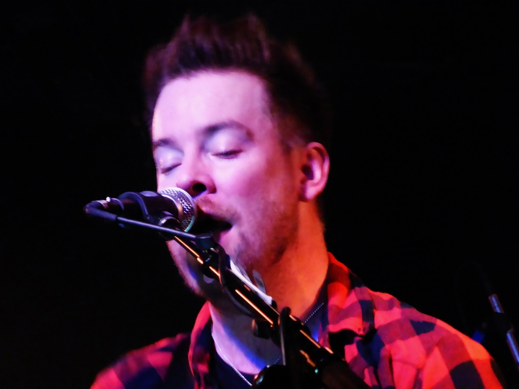 P1270493 David Cook - Jammin' Java 12-2-2014