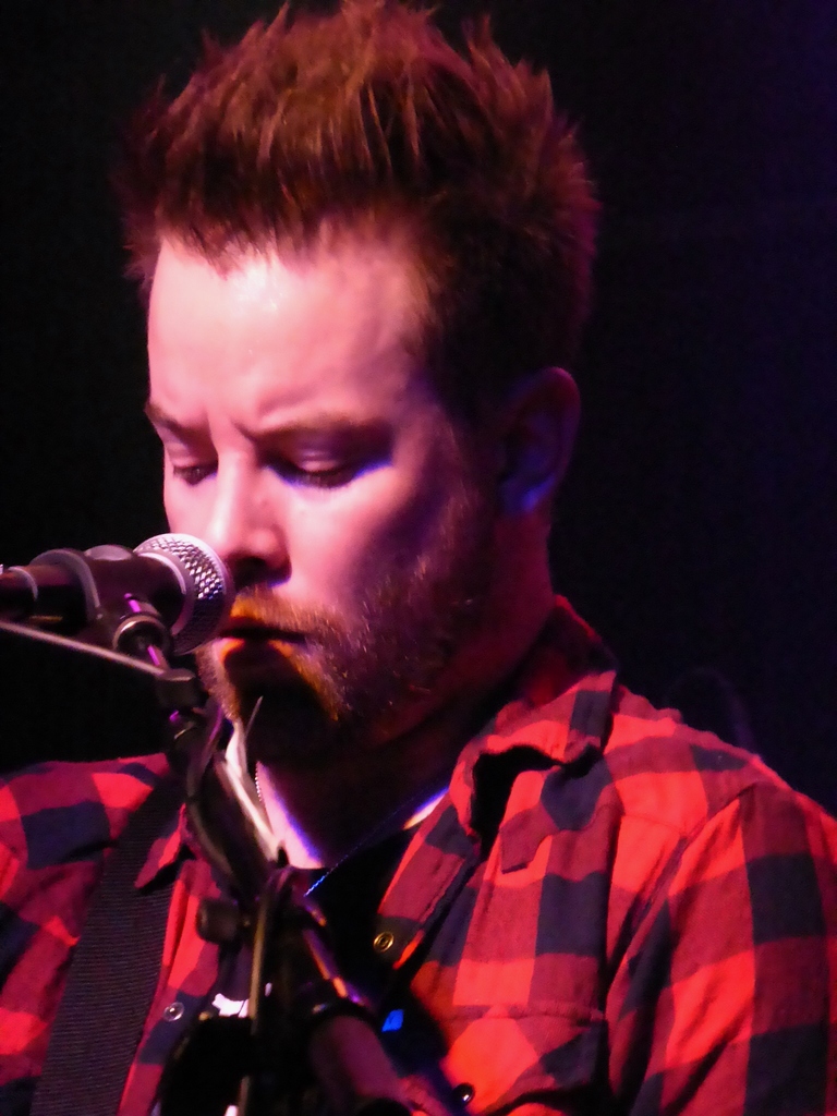 P1270460 David Cook - Jammin' Java 12-2-2014