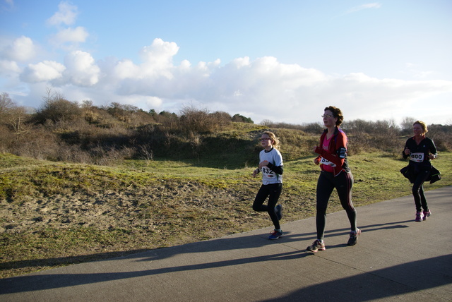 DSC05279 5 en 10 km loop Westvoorne 4-1-2015