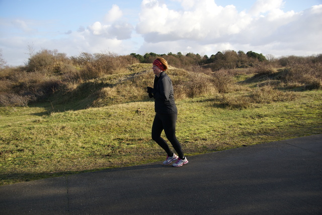 DSC05286 5 en 10 km loop Westvoorne 4-1-2015