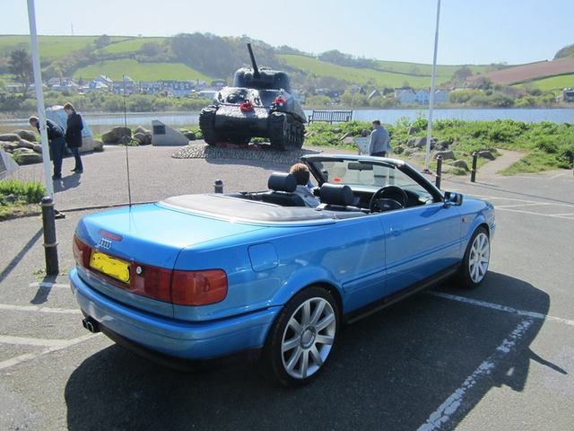 Audi cabriolet car stuff