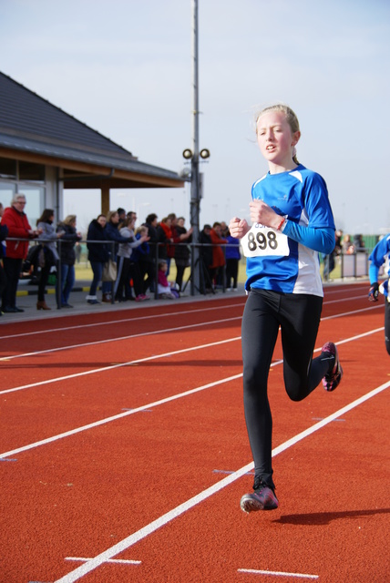 DSC05738 Jeugdlopen Voorne Atletiek 8-2-2015