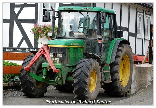 John Deere 6310-BorderMaker Richard