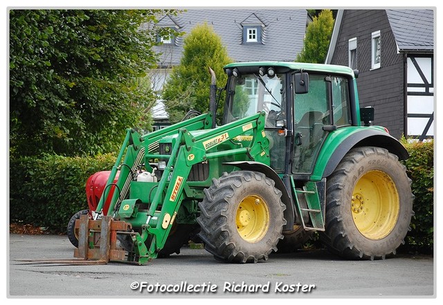 John Deere 6920 met Stoll voorlader-BorderMaker Richard