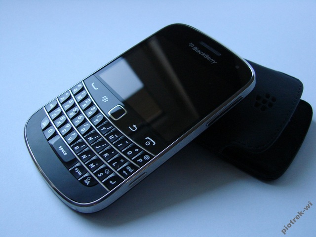 DSC05846 BlackBerry 9900
