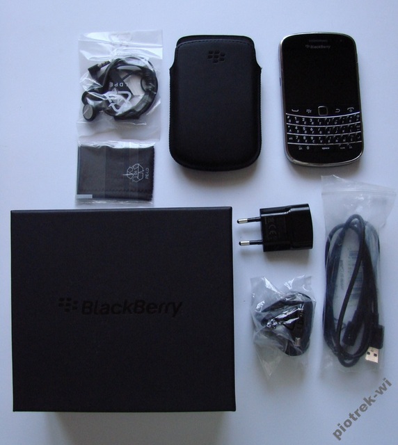 DSC05845 BlackBerry 9900