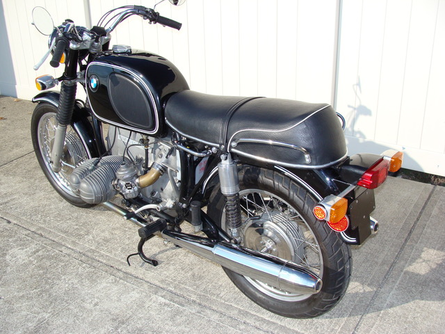 2976369 '71 R75-5, Black Cosmetic Restortation 003 2976369 1971 BMW R75/5 SWB, Black. Only 13,000 original miles. Cosmetic Restoration, deep Service, new Battery, Tires, Mufflers. Much more!