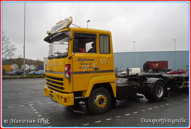 55-74-TB  A-BorderMaker - Container Trucks