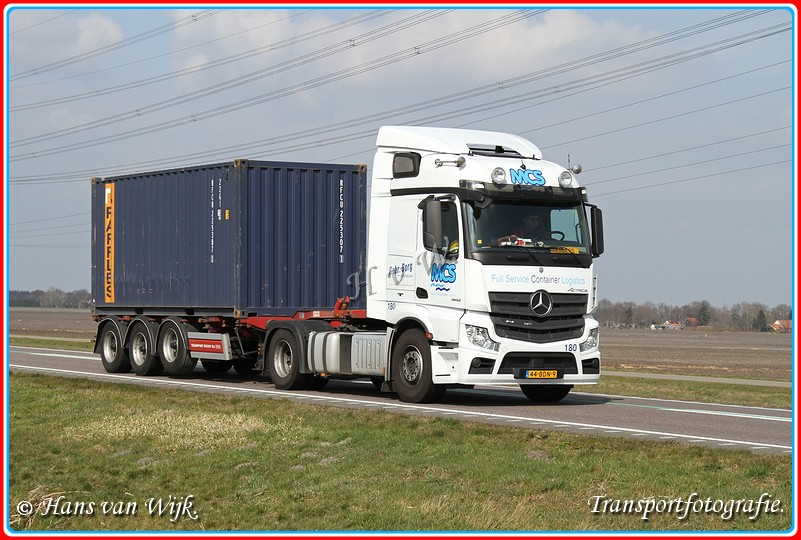 44-BDN-9-BorderMaker - Container Trucks