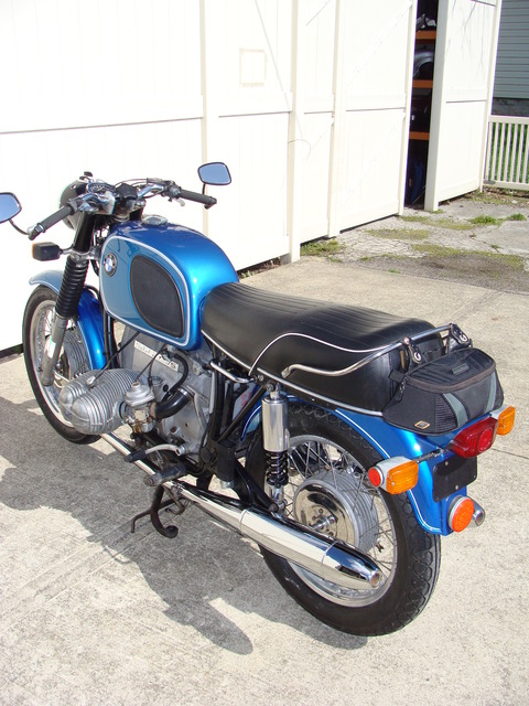 2973281 '70 R75-5, Blue. 012 SOLD.....2973281 '70 R75/5 SWB, Blue. 87,500 Mi. Starts easily. Runs GREAT! Very strong.