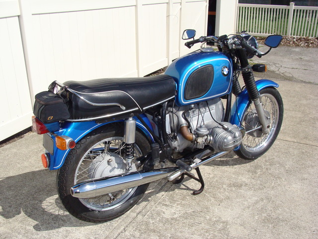 2973281 '70 R75-5, Blue. 015 SOLD.....2973281 '70 R75/5 SWB, Blue. 87,500 Mi. Starts easily. Runs GREAT! Very strong.