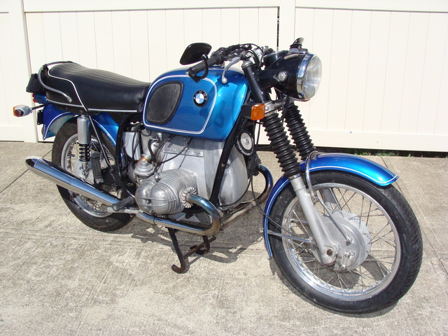 2973281 '70 R75-5, Blue. 017 SOLD.....2973281 '70 R75/5 SWB, Blue. 87,500 Mi. Starts easily. Runs GREAT! Very strong.